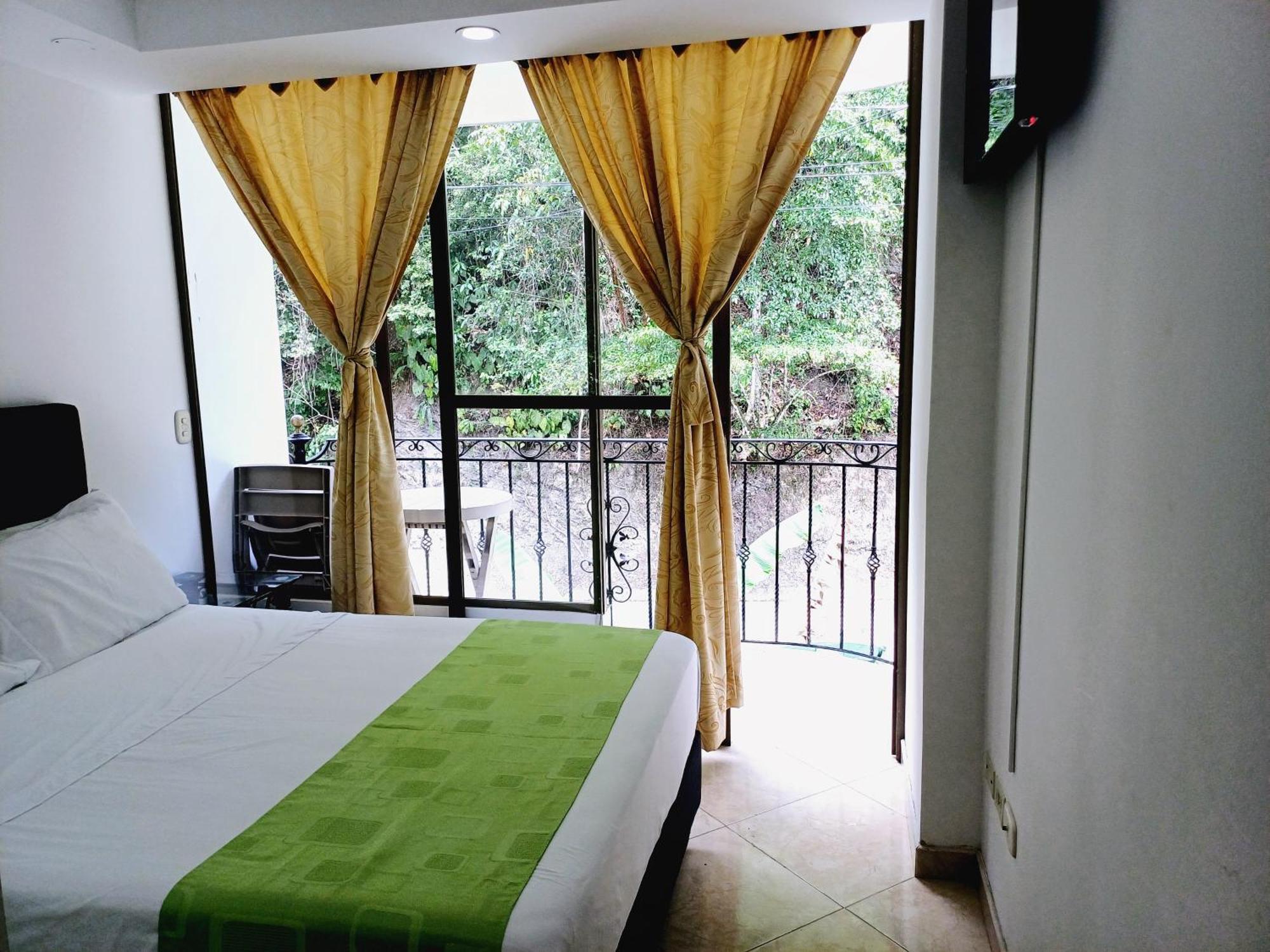 Hotel Campestre La Gaitana Tobia Eksteriør bilde