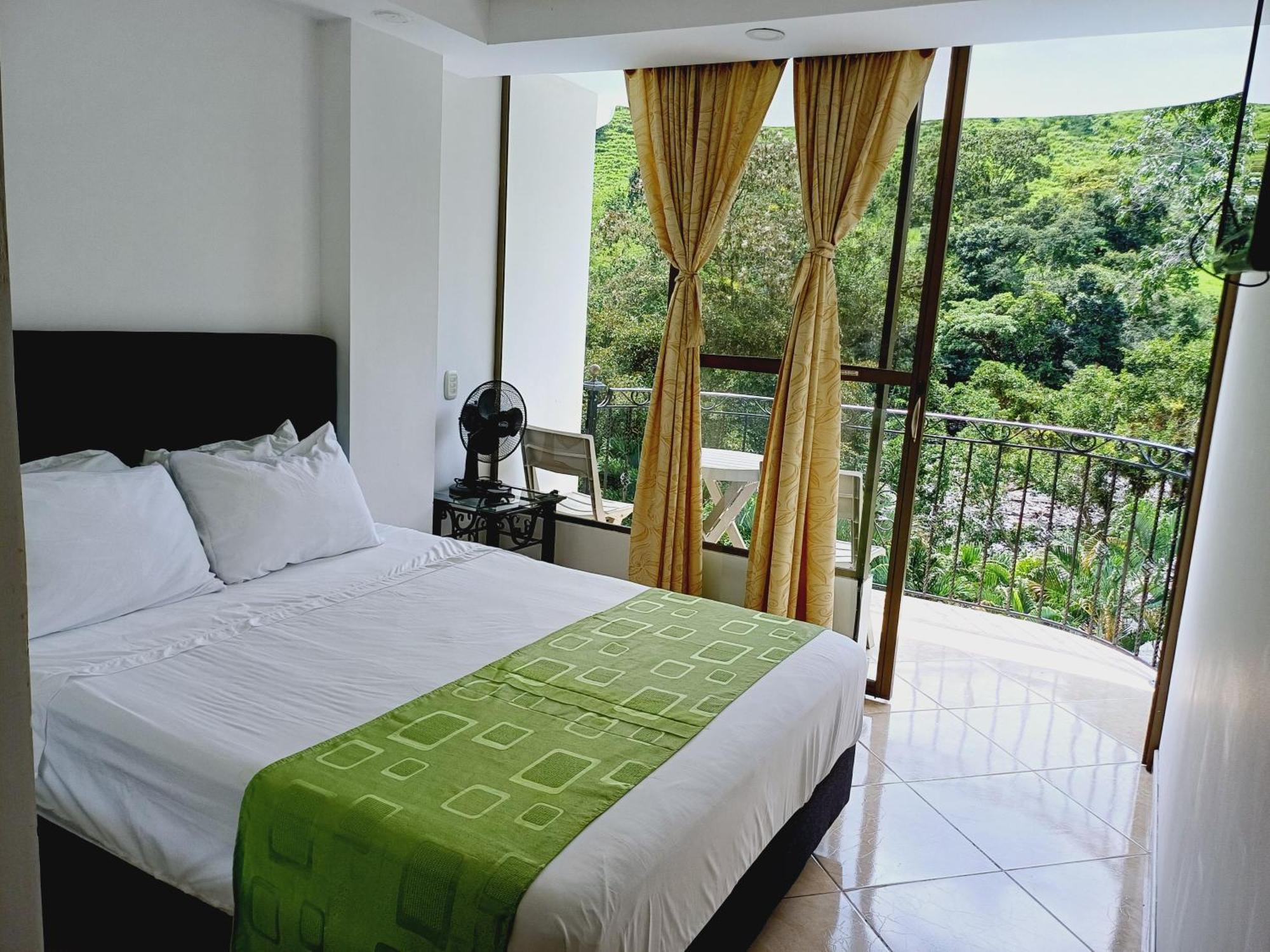 Hotel Campestre La Gaitana Tobia Eksteriør bilde