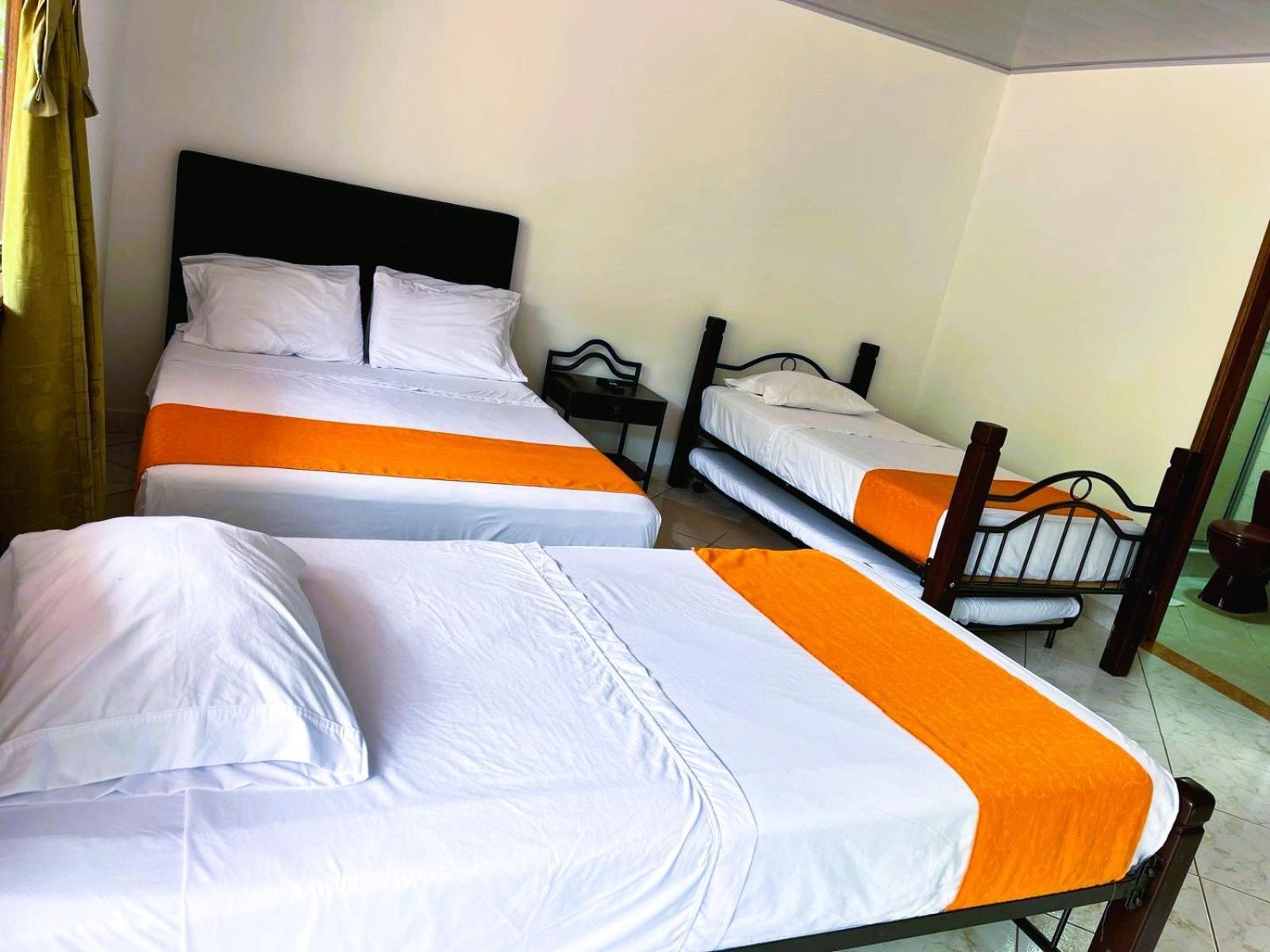 Hotel Campestre La Gaitana Tobia Eksteriør bilde